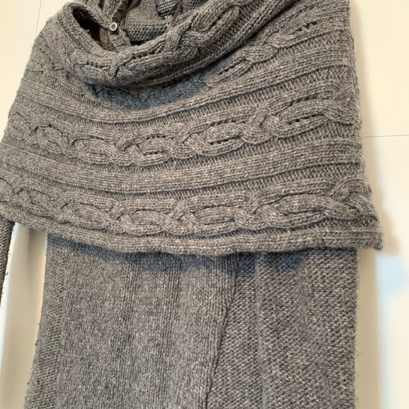 Guess Sweater - Removable Cowl - Picture 2 of 5